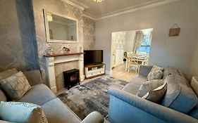 Scoresby Quarters - Whitby Holiday Home